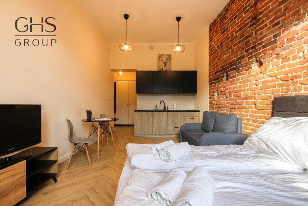 Apartament W Zabytkowej Kamienicy, Strzelecka 19 Krasków Exterior foto